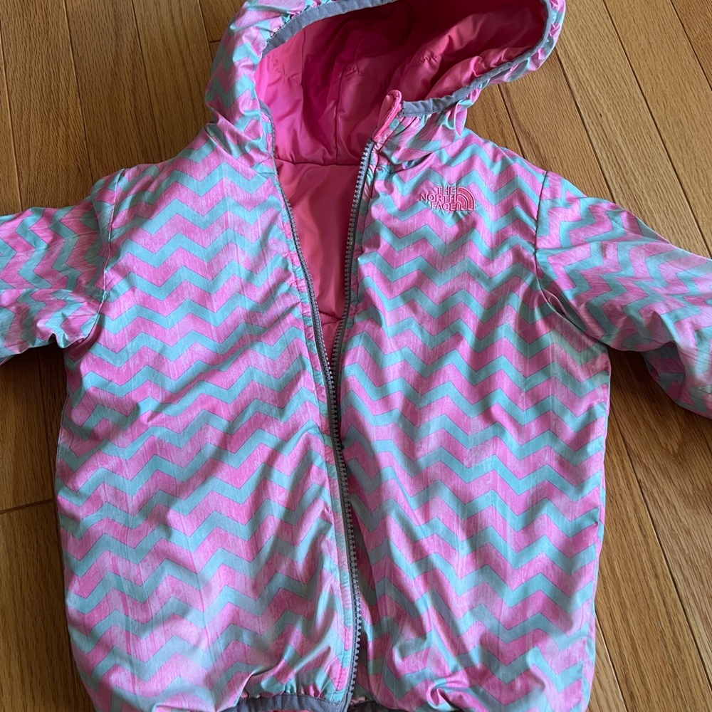 North Face girls 5T reversible Perrito jacket
